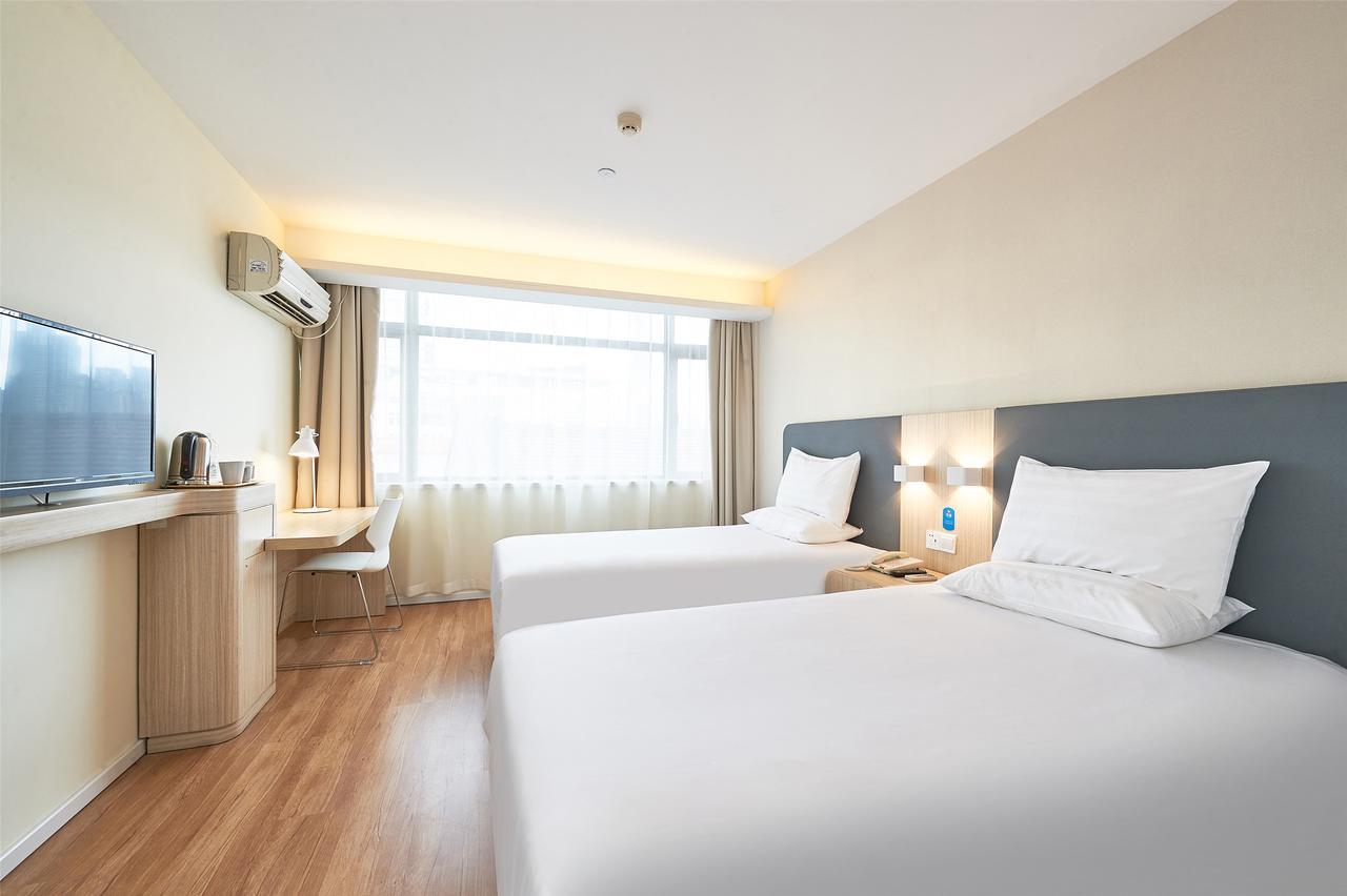 Hanting Hotel Qingdao Zhanqiao Railway Station المظهر الخارجي الصورة