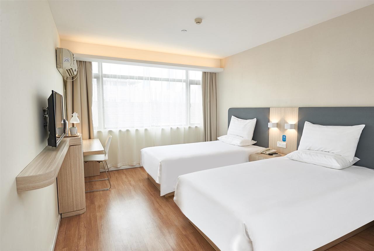 Hanting Hotel Qingdao Zhanqiao Railway Station المظهر الخارجي الصورة