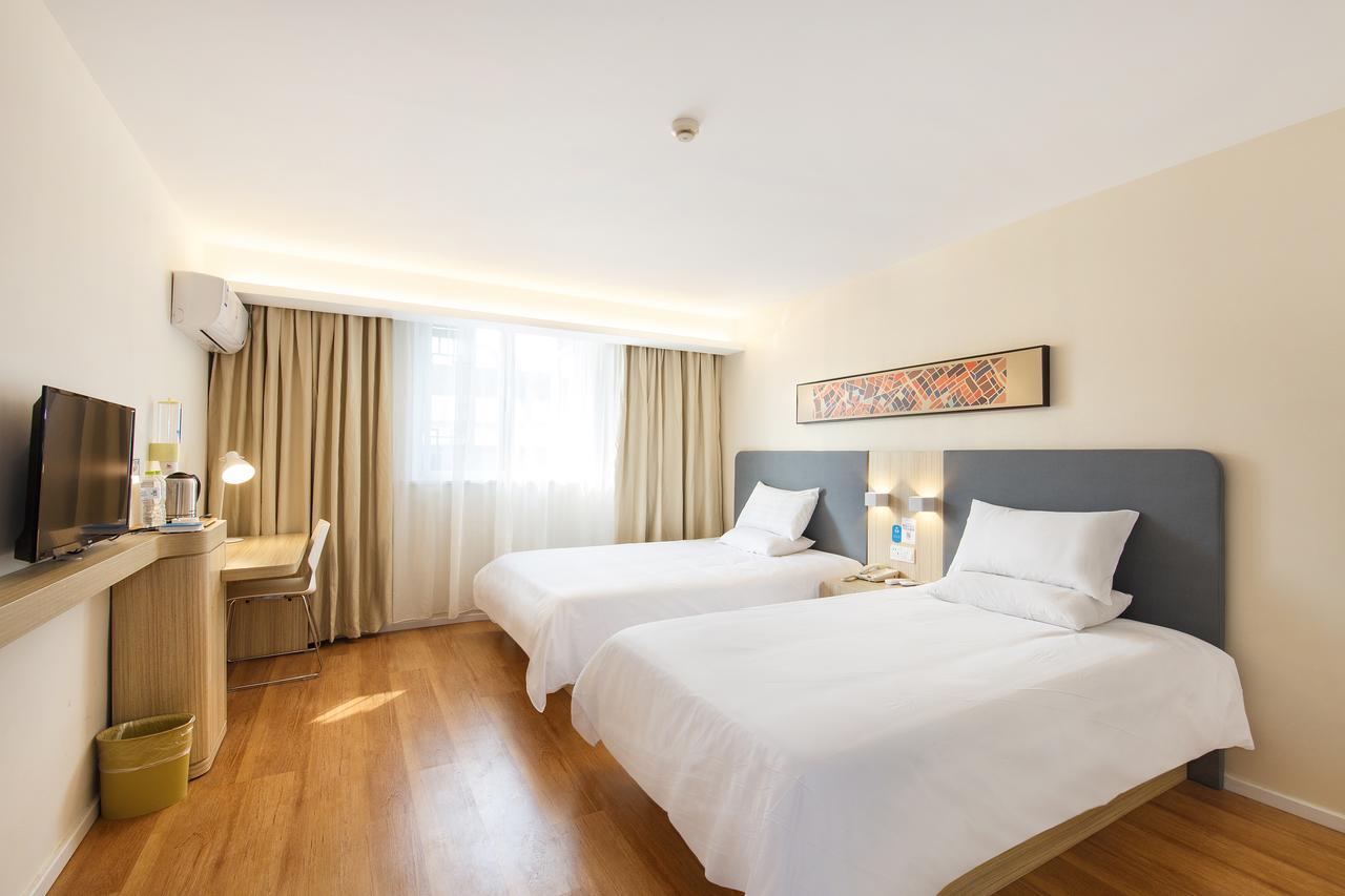 Hanting Hotel Qingdao Zhanqiao Railway Station المظهر الخارجي الصورة