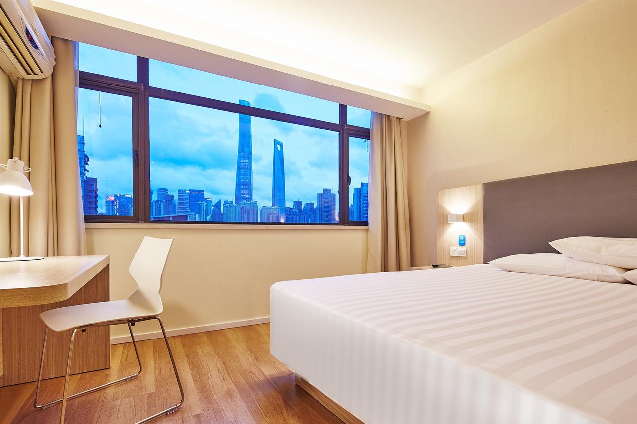 Hanting Hotel Qingdao Zhanqiao Railway Station المظهر الخارجي الصورة