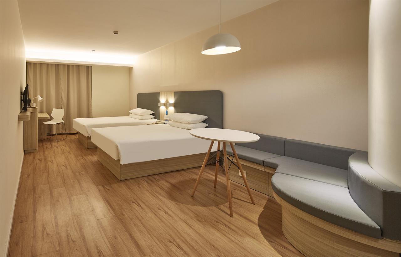 Hanting Hotel Qingdao Zhanqiao Railway Station المظهر الخارجي الصورة