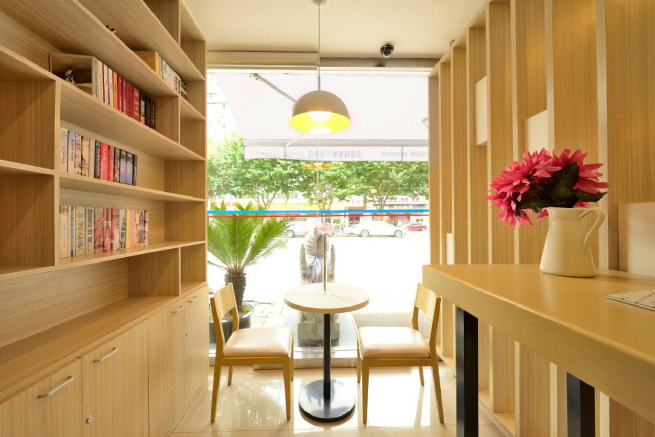 Hanting Hotel Qingdao Zhanqiao Railway Station المظهر الخارجي الصورة