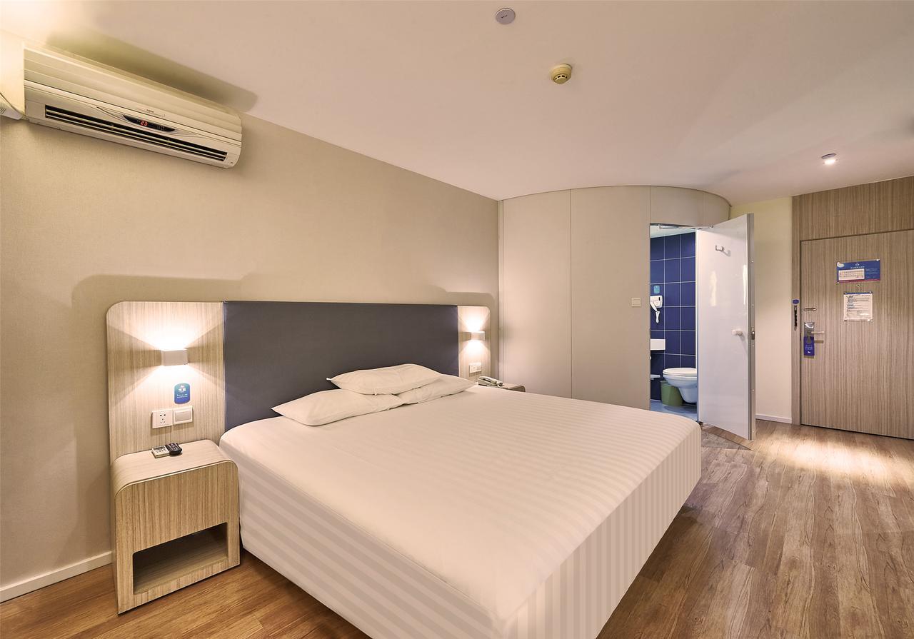 Hanting Hotel Qingdao Zhanqiao Railway Station المظهر الخارجي الصورة