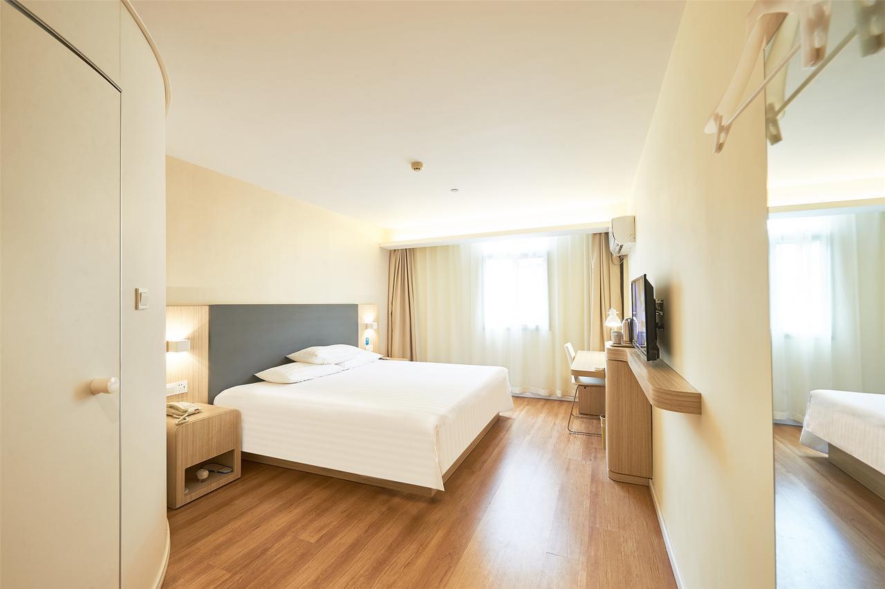 Hanting Hotel Qingdao Zhanqiao Railway Station المظهر الخارجي الصورة